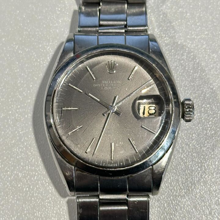 Rolex Oyster Perpetual Date 1500 — view 1