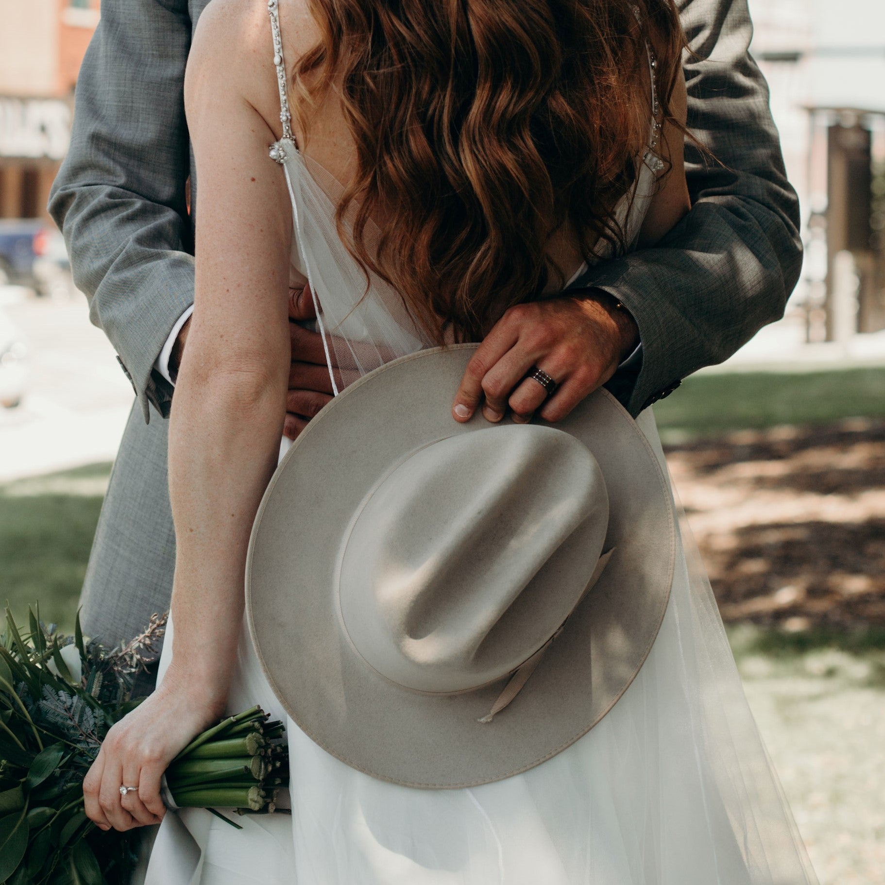 Falling In Love: Fall Wedding Planning Tips For The Groom