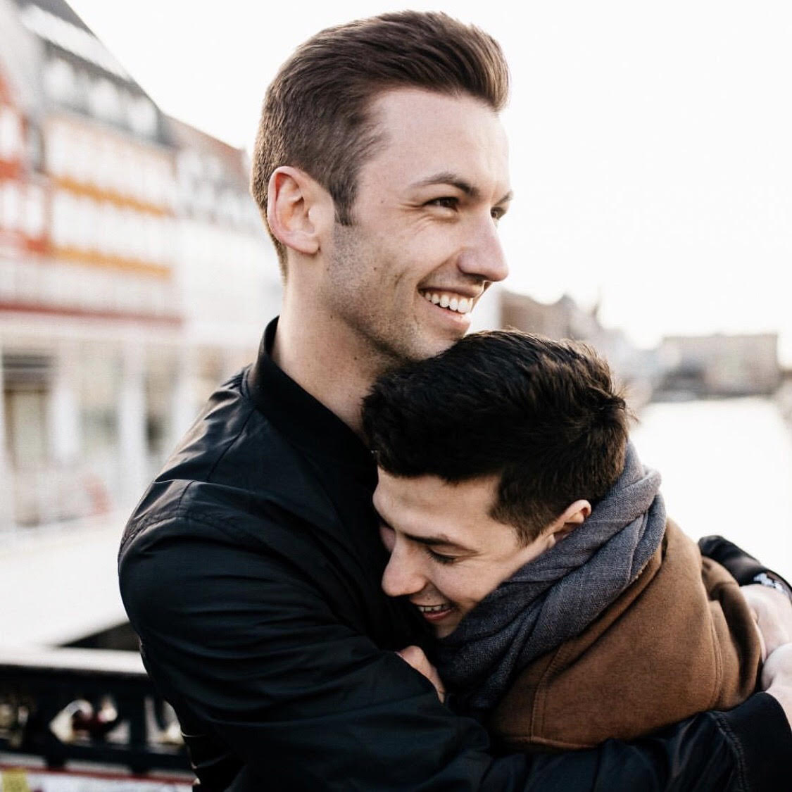 Proposing To The Man Of Your Dreams? Find His Ring With Hitched.