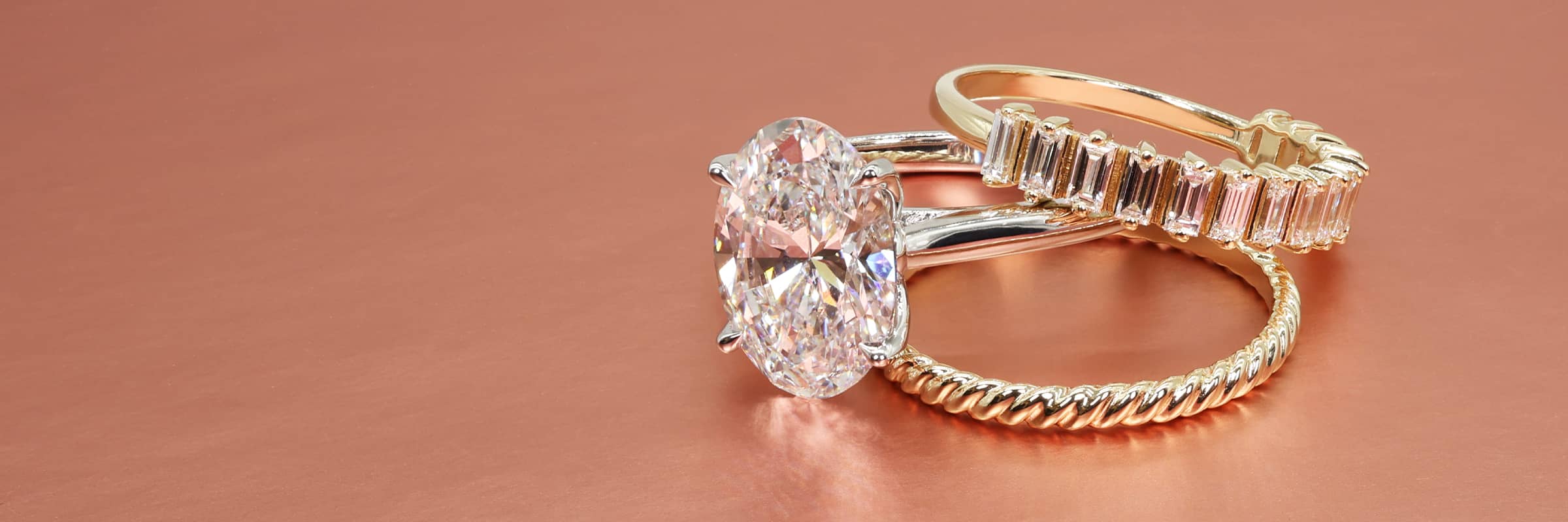 hitched-shopify-home-page-banner-gold-engagement-ring-v3.jpg__PID:20208e4f-ab4f-41fd-9558-91e7f0c03e9a
