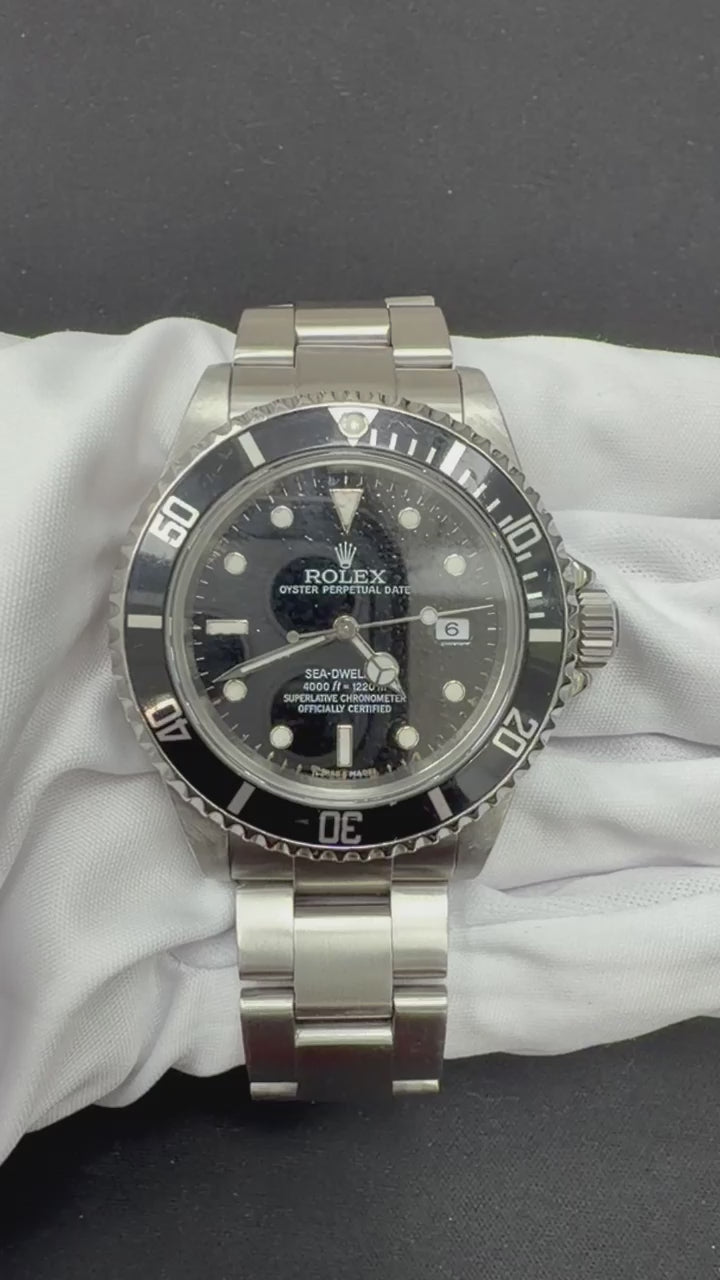 Rolex Submariner Date 126610LN — view 4