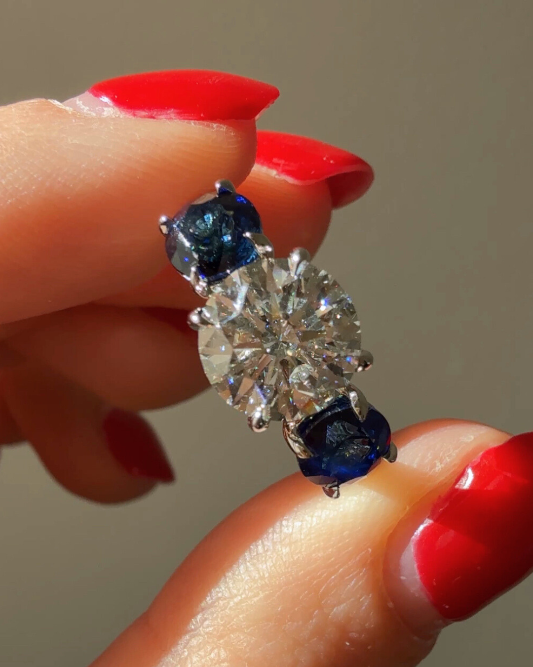 sapphire and diamond engagement ring