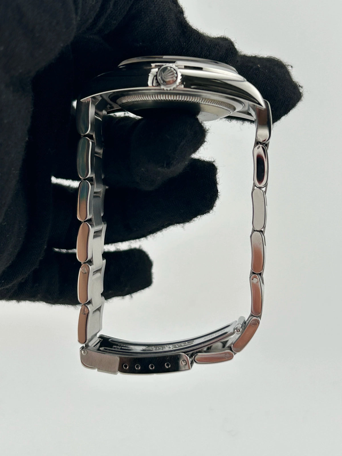 Rolex Explorer II 114270 — view 6