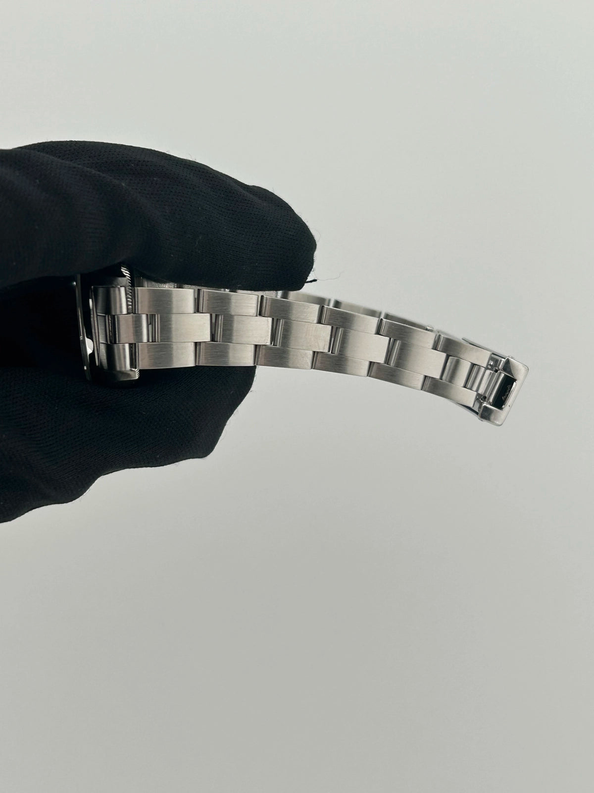 Rolex Oyster Perpetual 67180 — view 5
