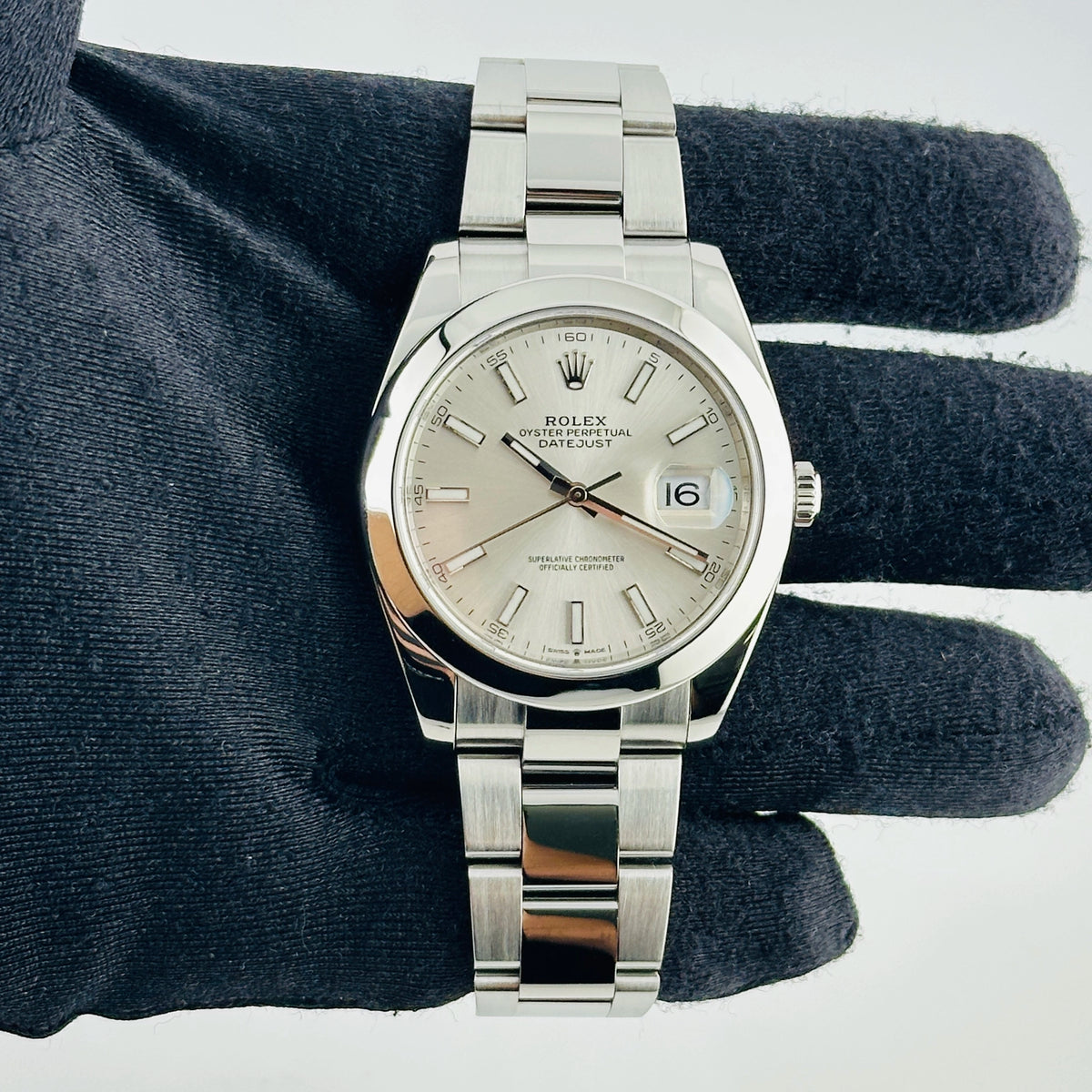 Rolex Datejust 126300 — view 3