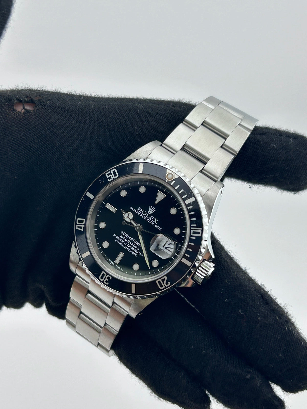 Rolex Submariner 16610 — view 3