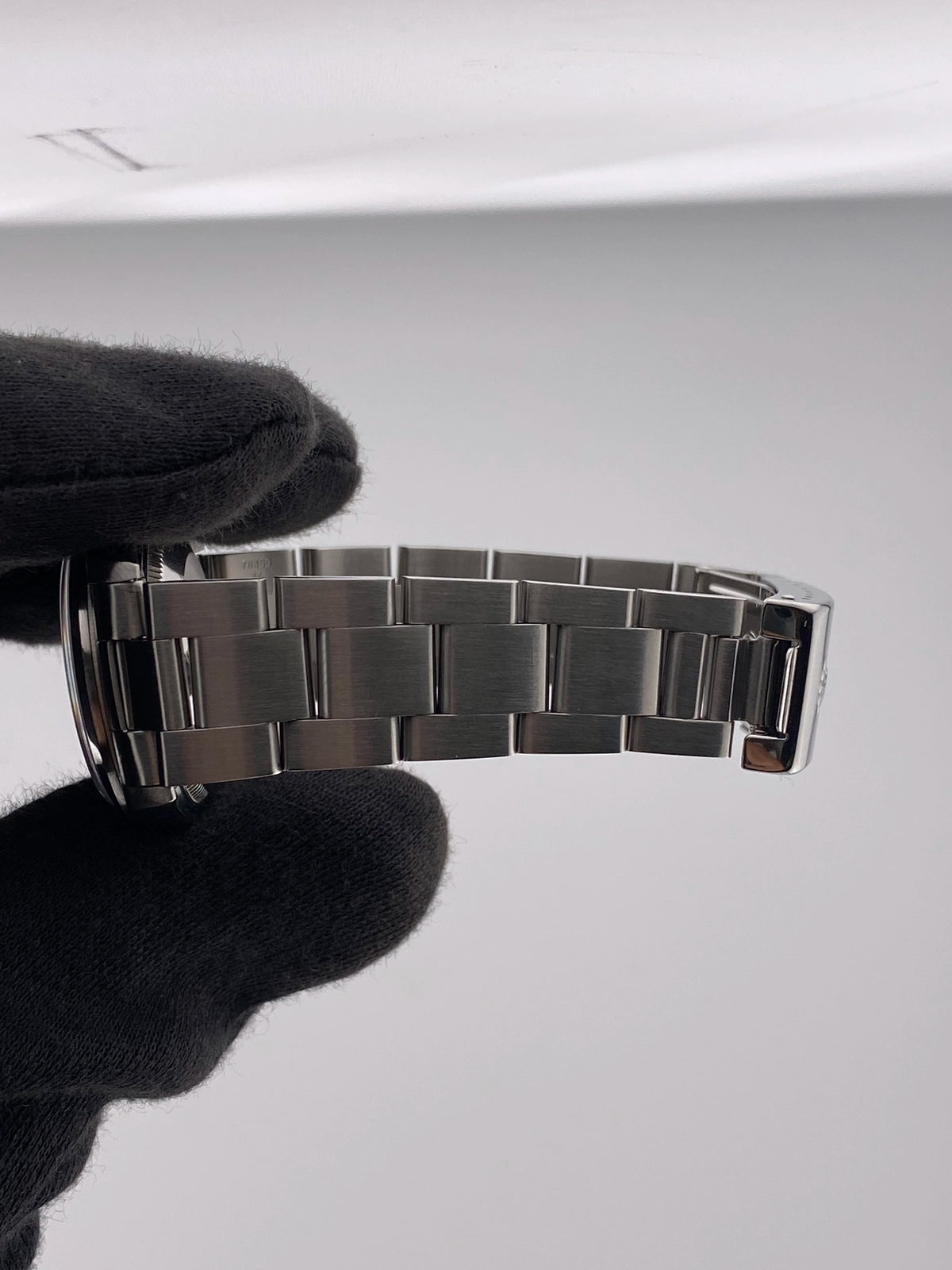 Rolex Oyster Perpetual 77080 — view 5