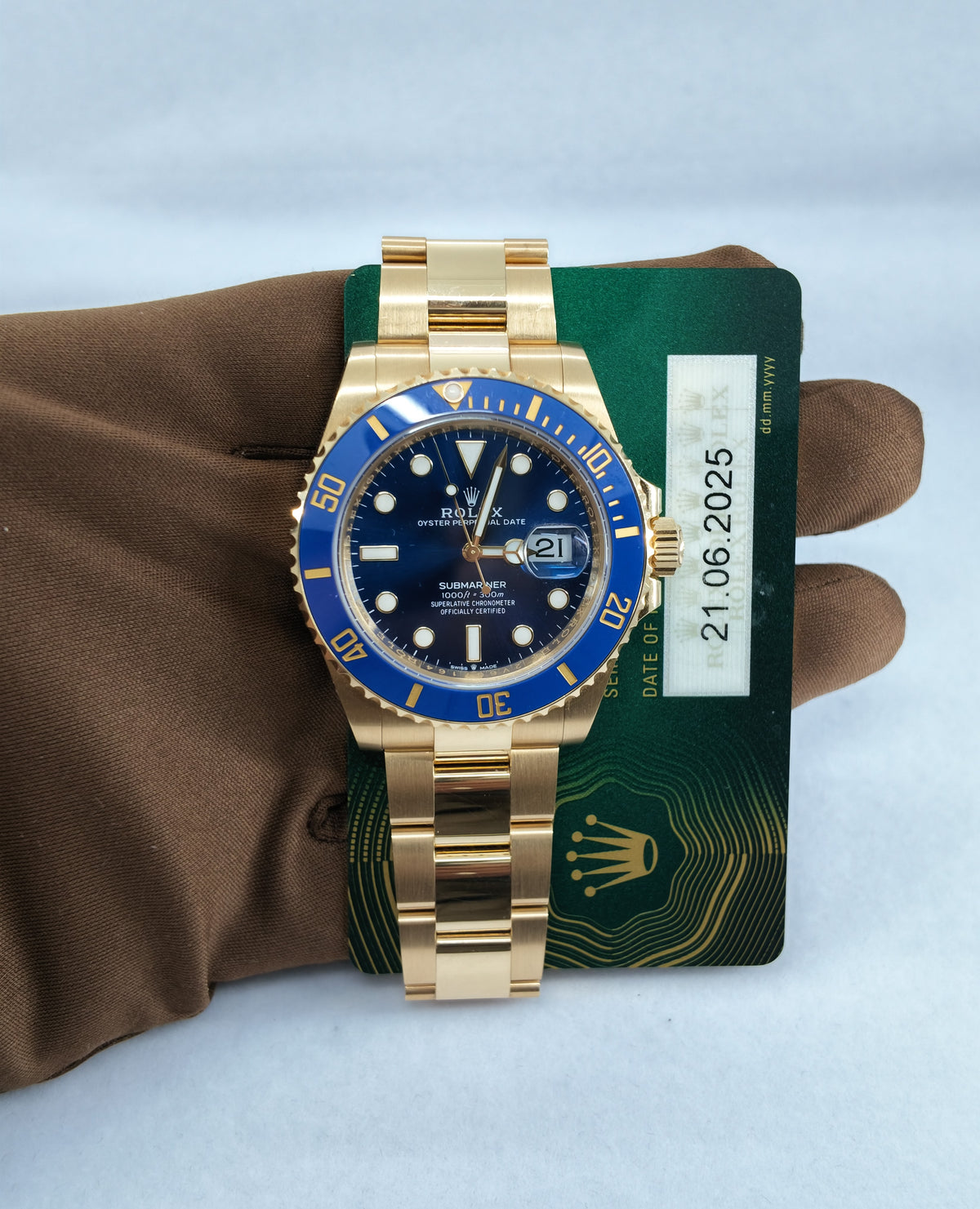 Rolex Submariner Date 126618LB — view 3