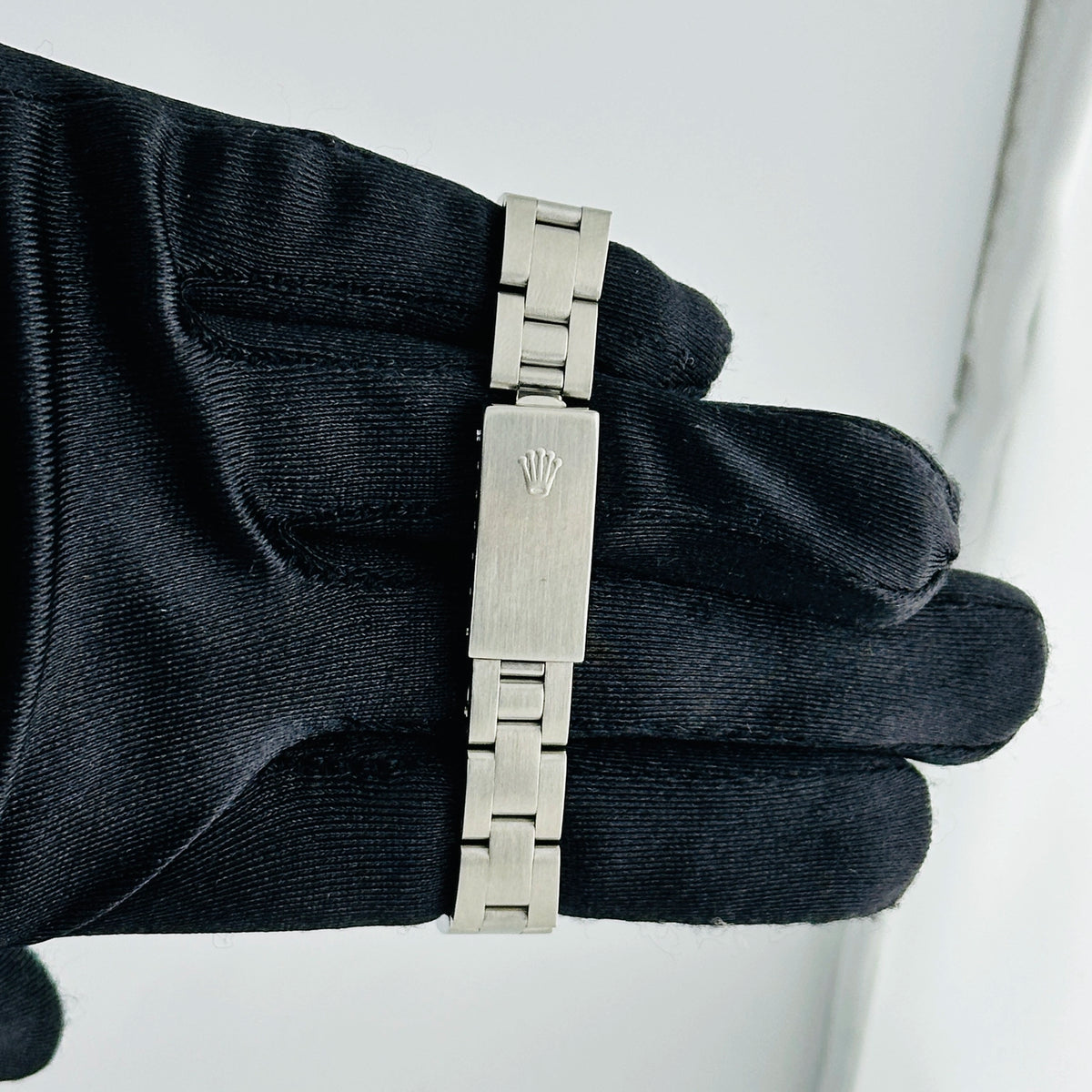 Rolex Oyster Perpetual 67180 — view 2