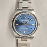 Rolex Oyster Perpetual 39 114300 — view 1