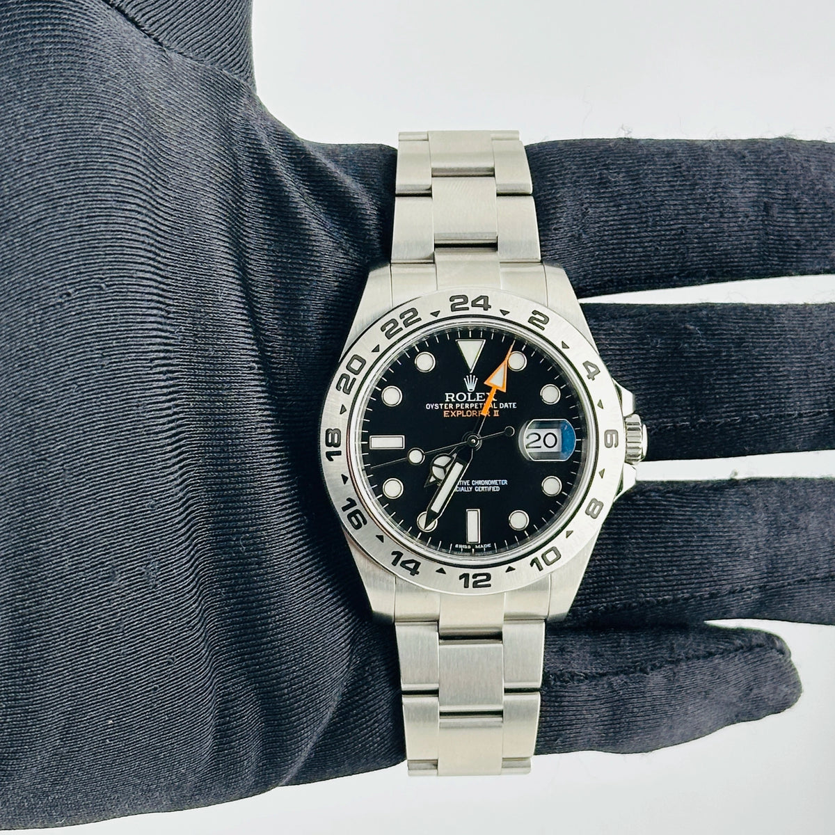 Rolex Explorer II 216570 — view 2