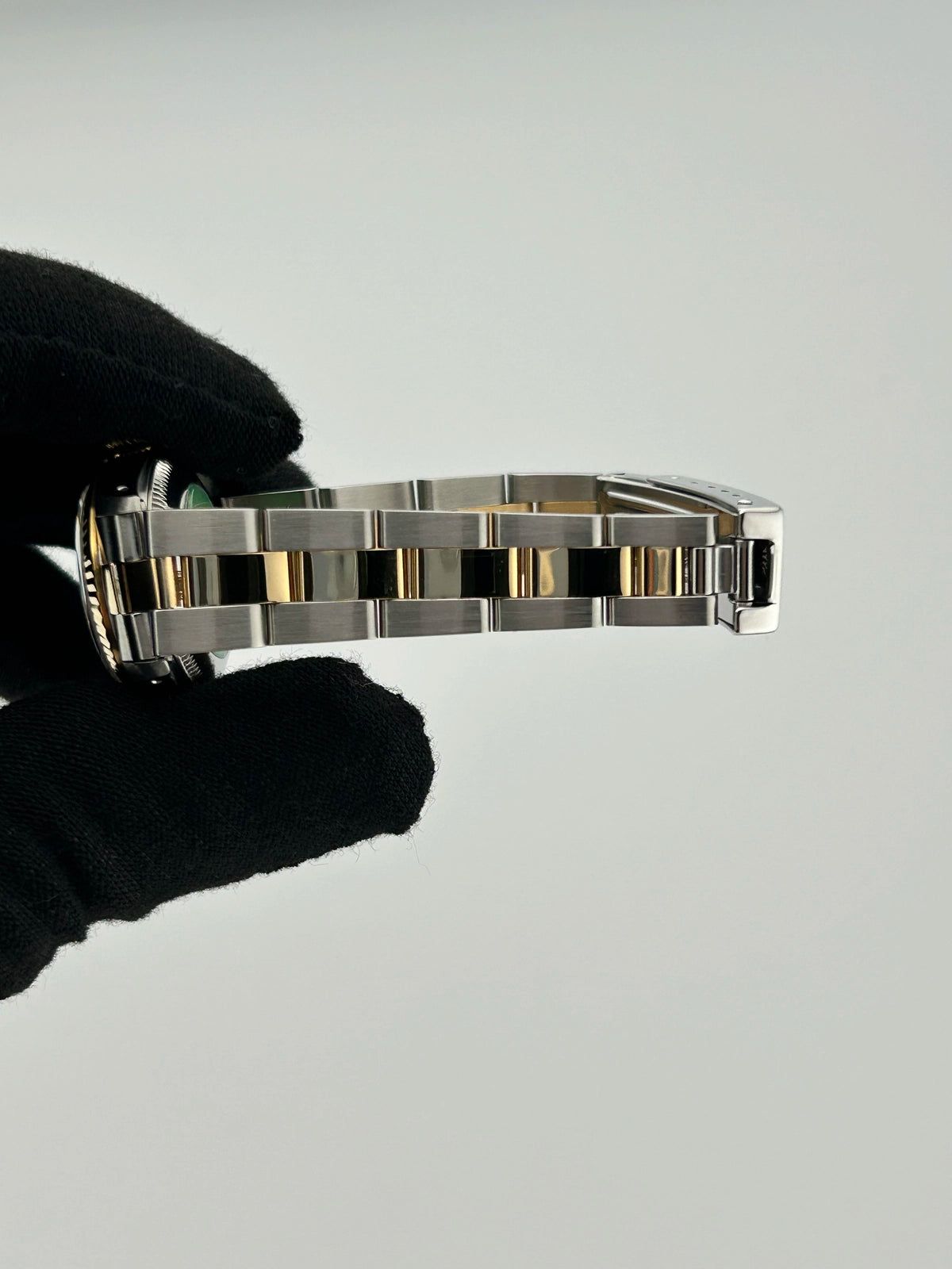 Rolex Oyster Perpetual 67193 — view 4