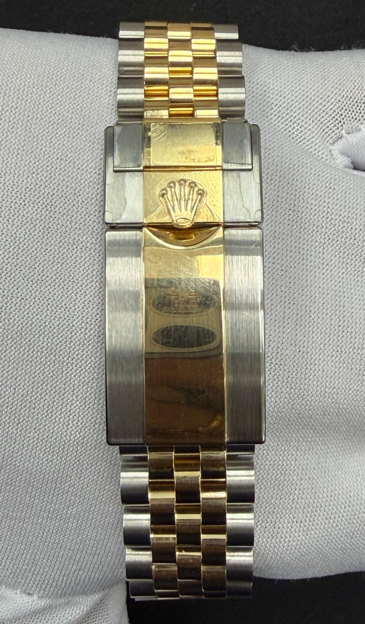 Rolex GMT-Master II 126713GRNR — view 4