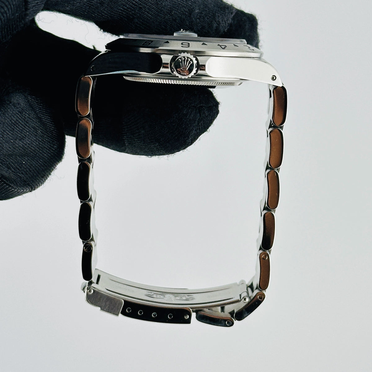 Rolex Explorer II 16570 — view 6
