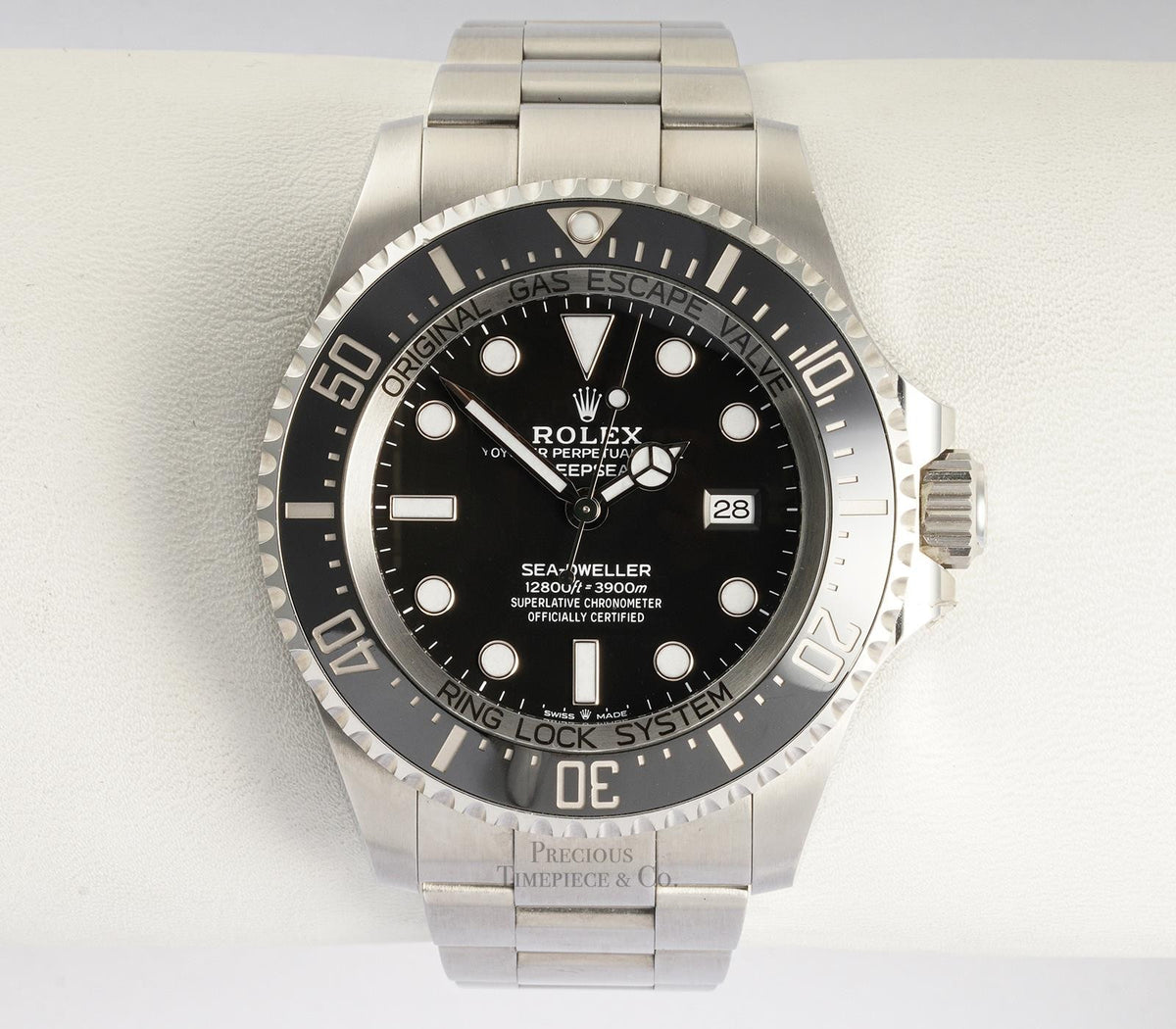 Rolex Sea Dweller Deepsea 126660 — view 4