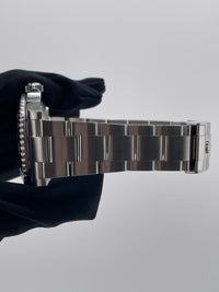 Rolex Submariner No Date 124060 — view 5