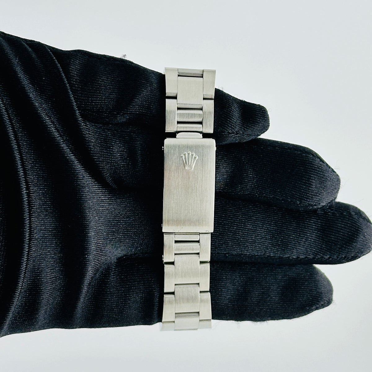 Rolex Oyster Perpetual Date 15210 — view 4