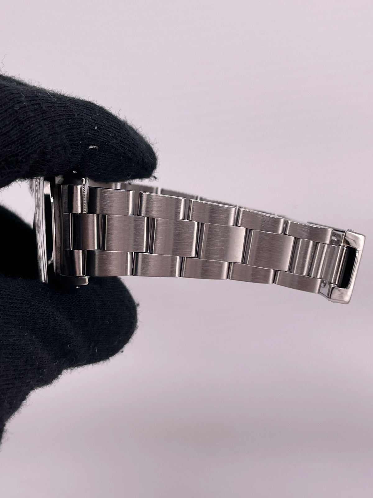 Rolex Oyster Perpetual Date 15000 — view 5