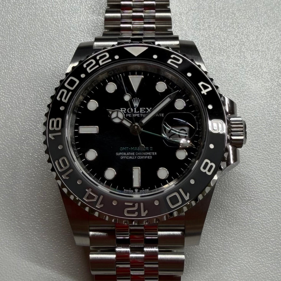 Rolex GMT-Master II 126710GRNR — view 1