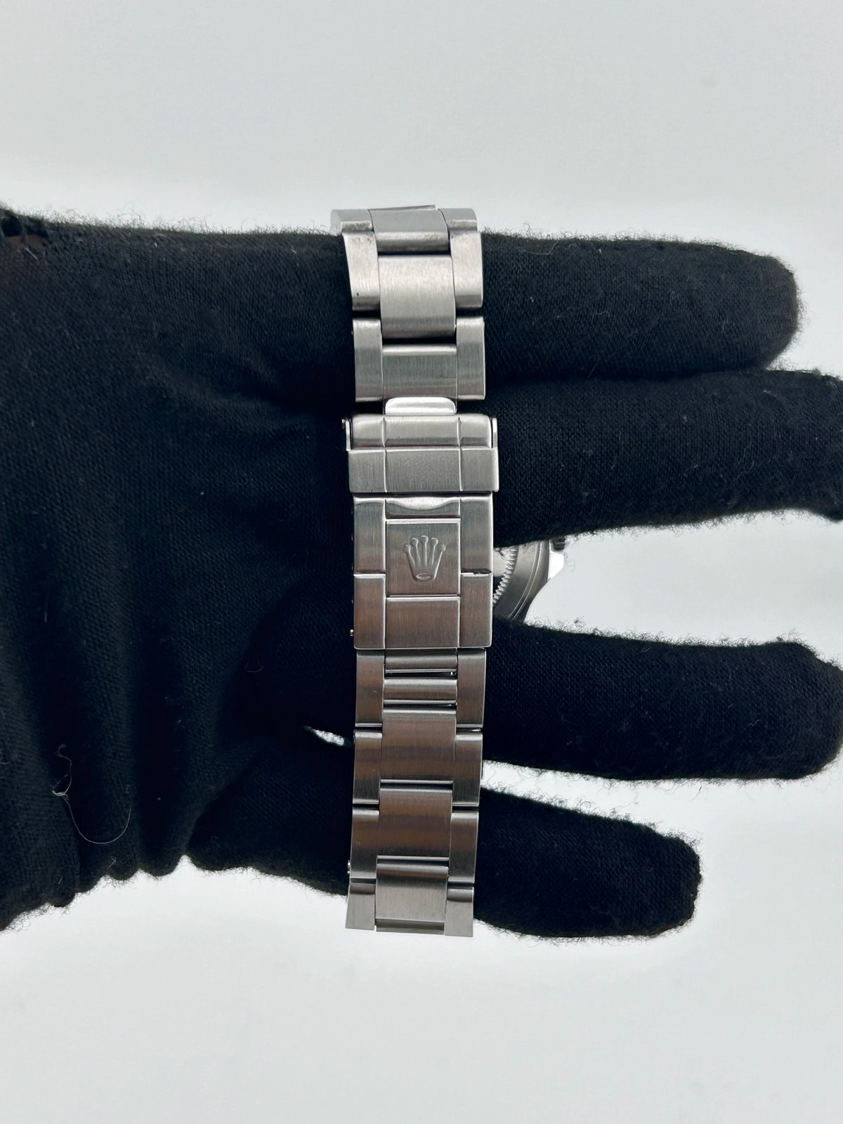 Rolex Explorer II 16570 — view 4
