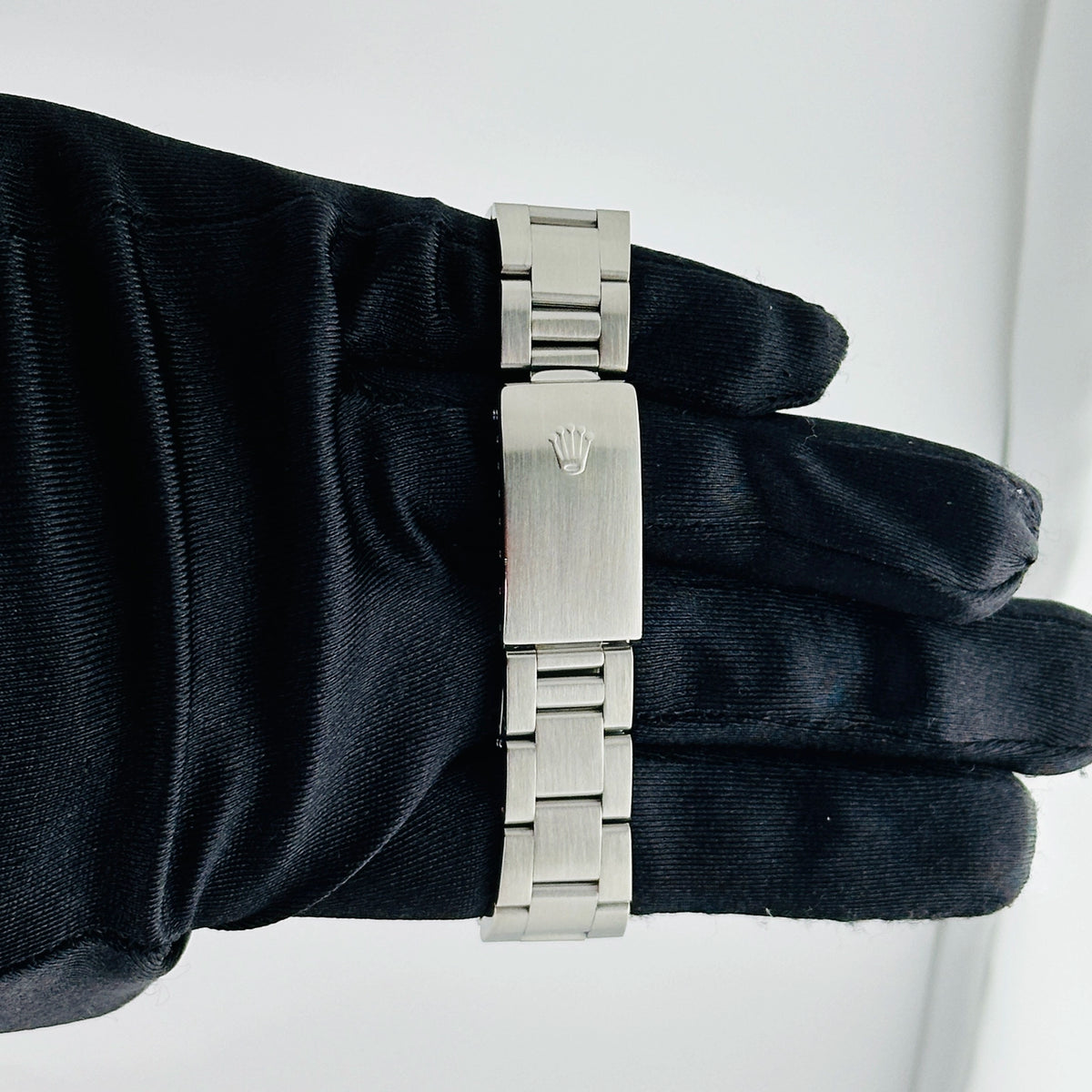 Rolex Oyster Perpetual Date 14000 — view 3