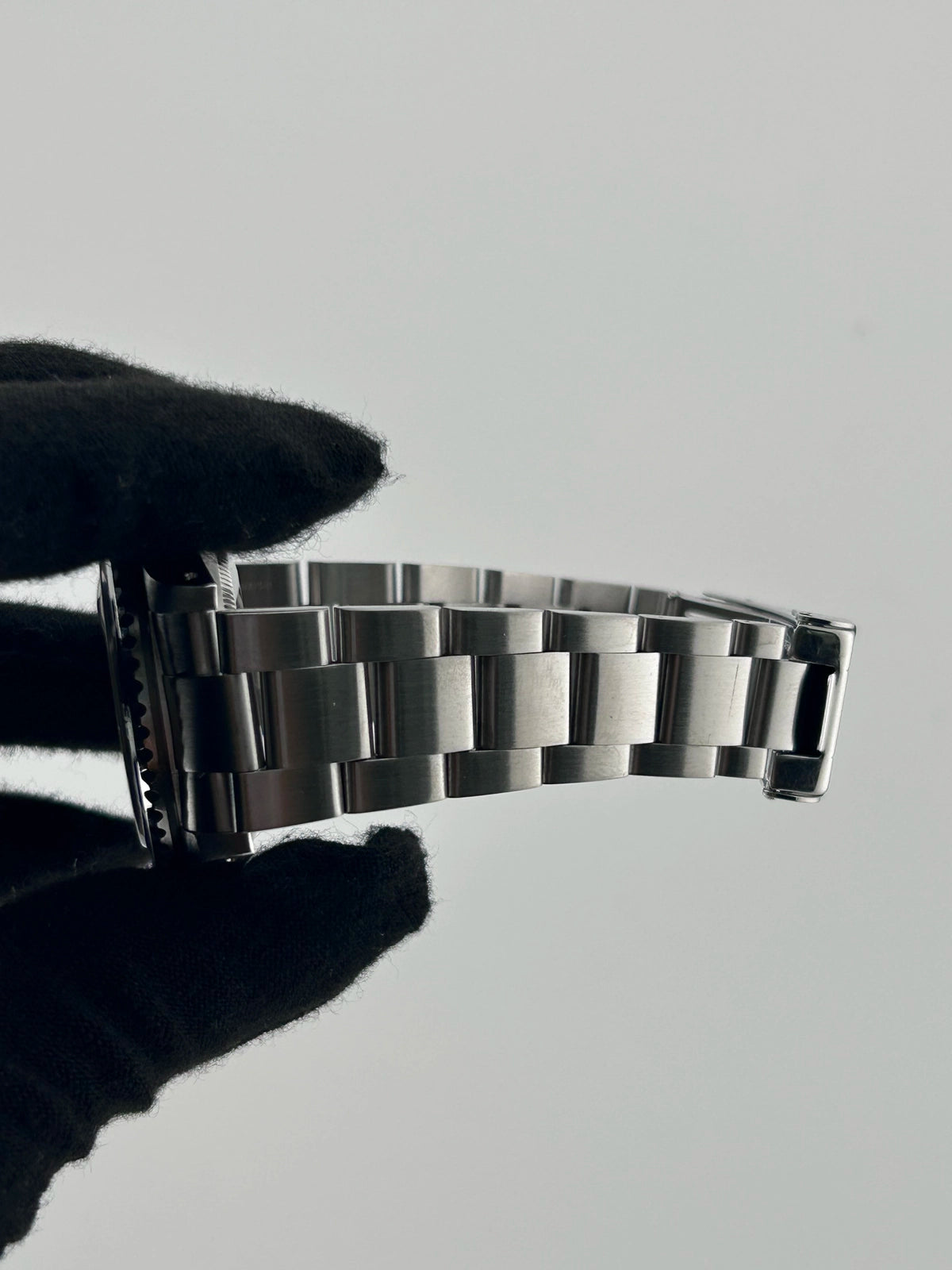 Rolex Submariner 16610 — view 5