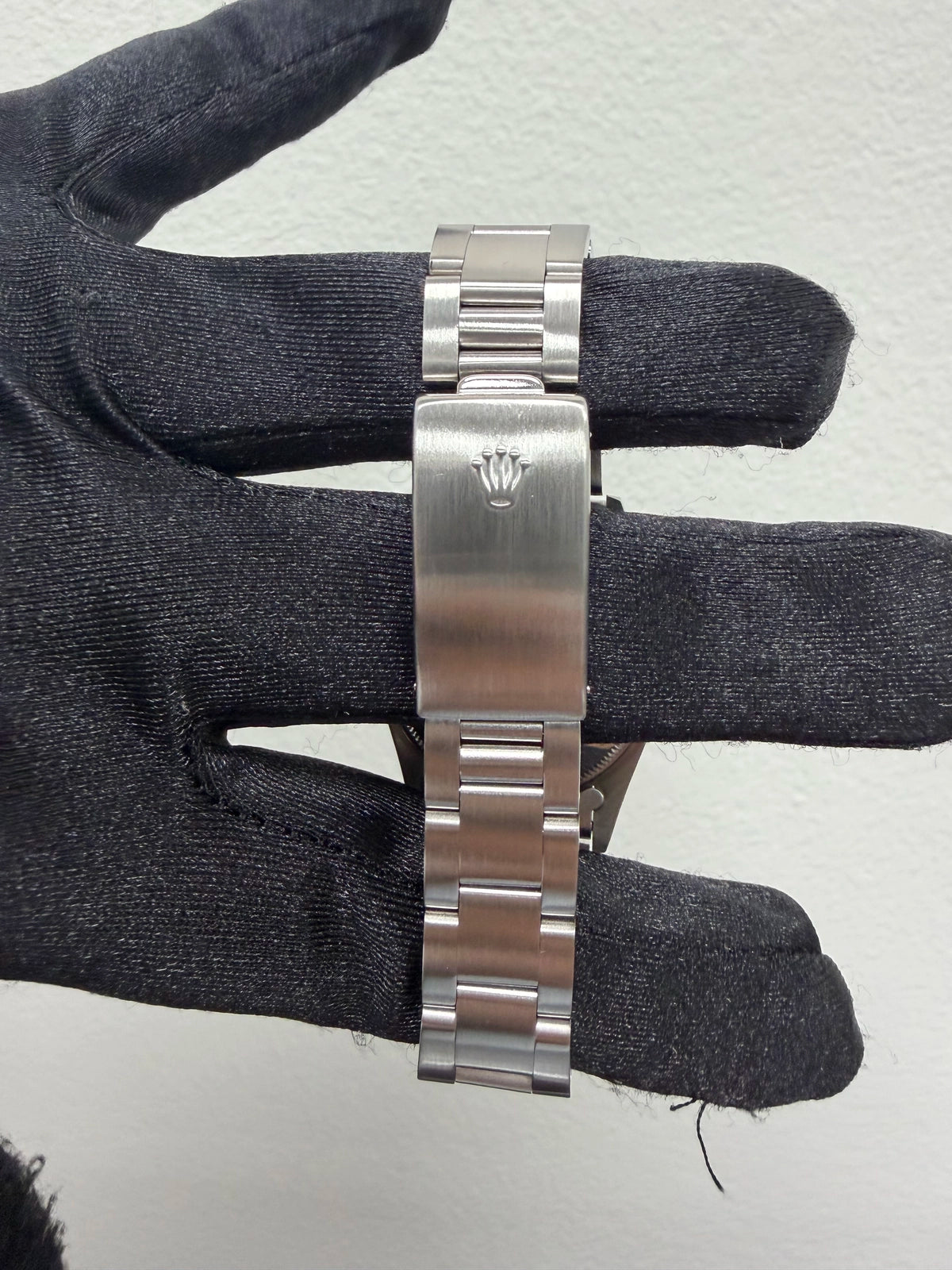 Rolex Oyster Perpetual Date 15000 — view 3