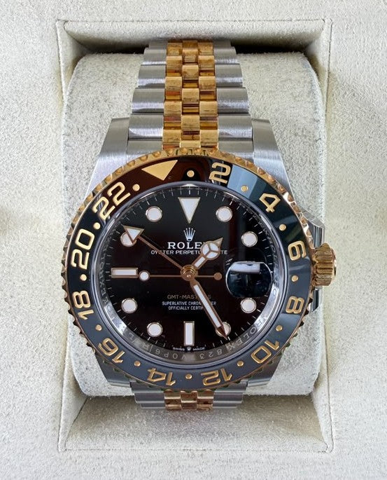 Rolex GMT-Master II 126713GRNR — view 2