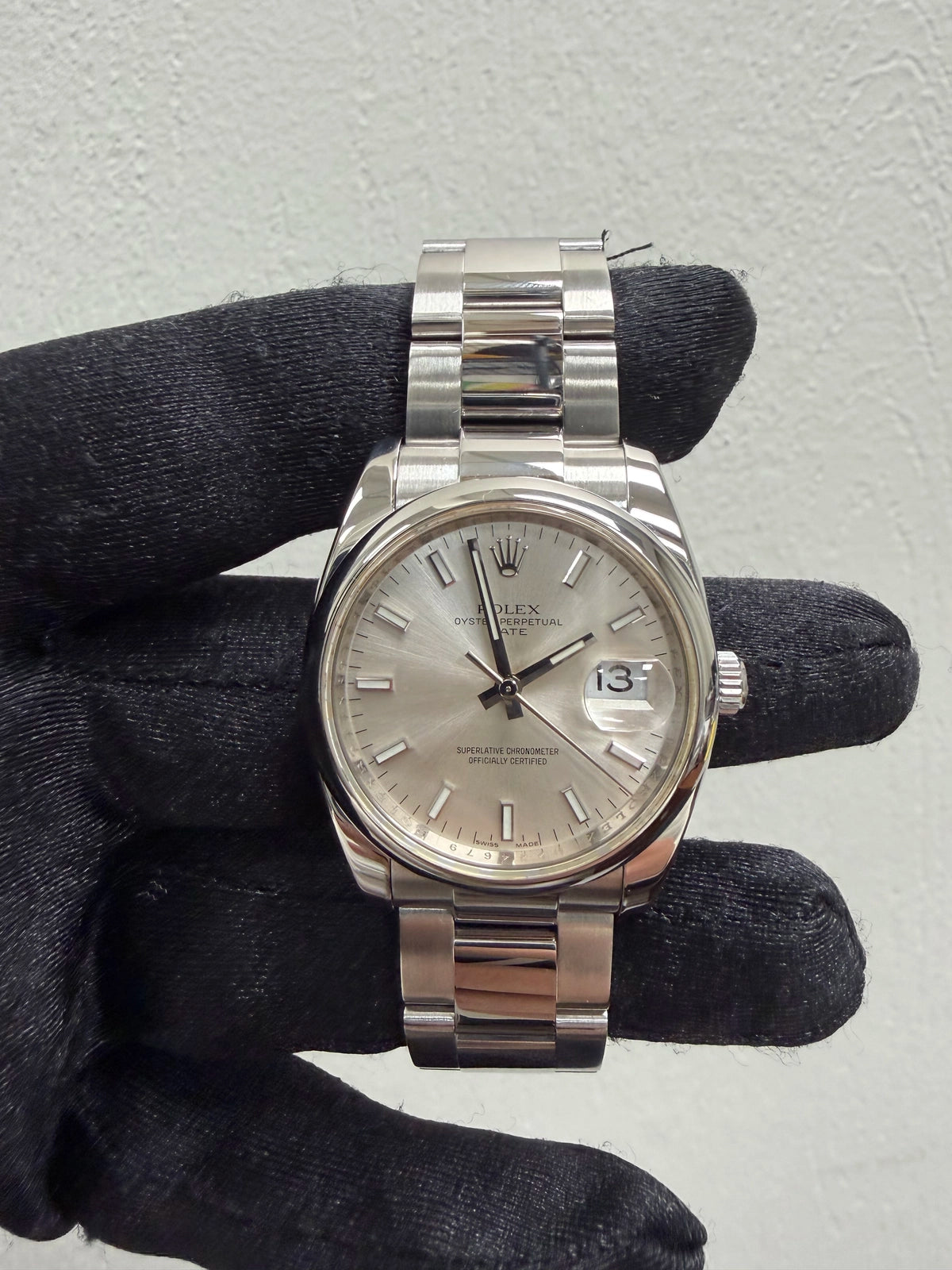 Rolex Oyster Perpetual Date 115200 — view 2