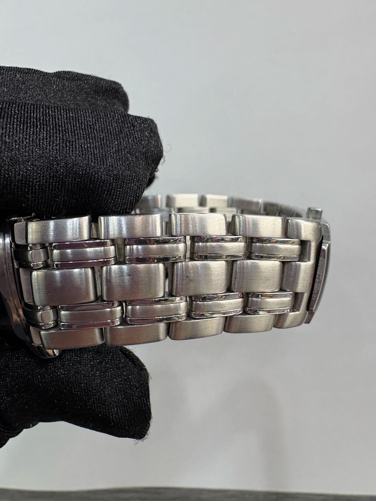Omega 25518000 — view 3