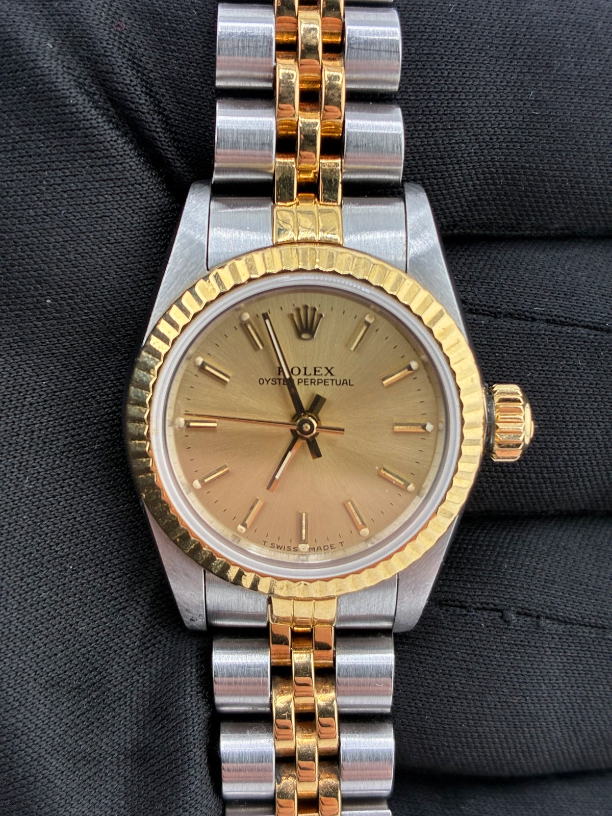 Rolex Oyster Perpetual 67193 — view 2