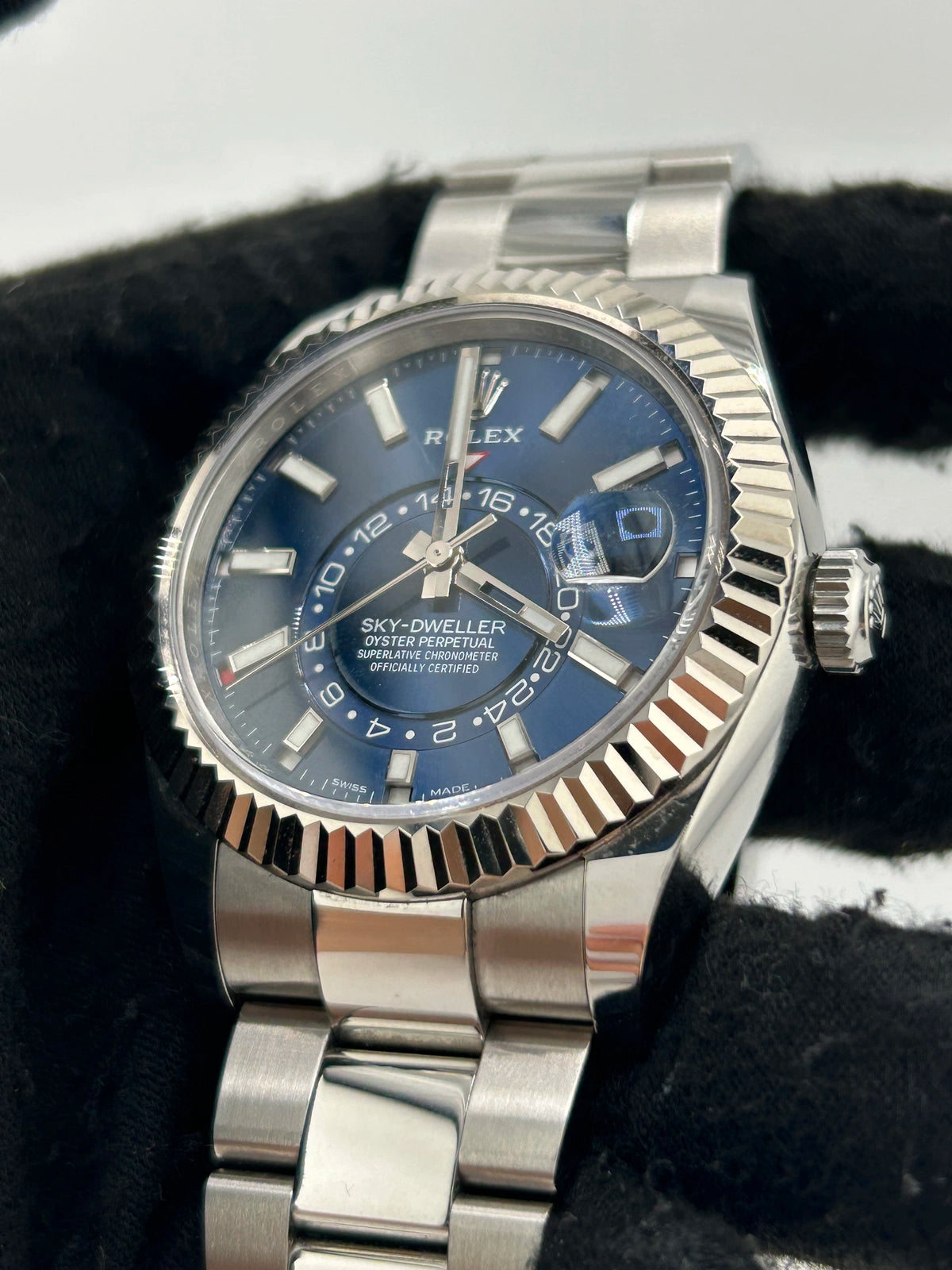 Rolex Sky-Dweller 326934 — view 3