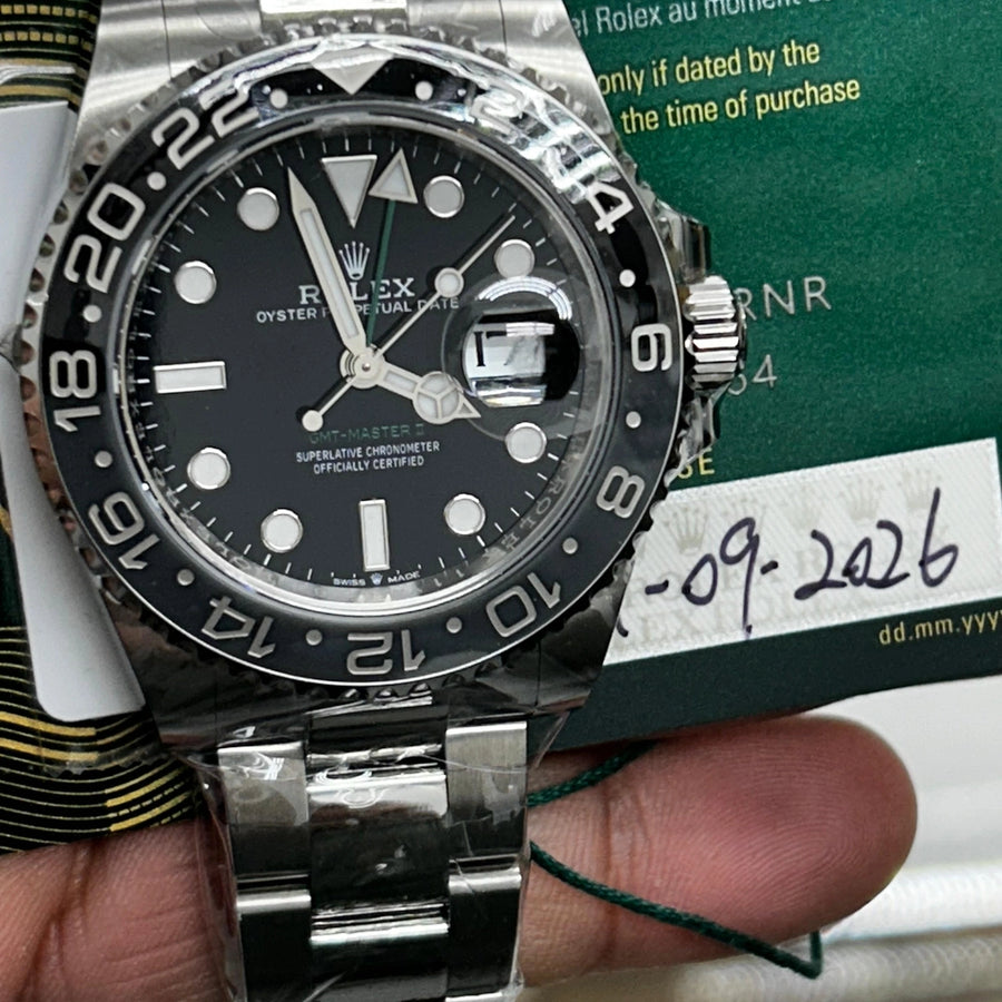 Rolex GMT-Master II 126710GRNR — view 1