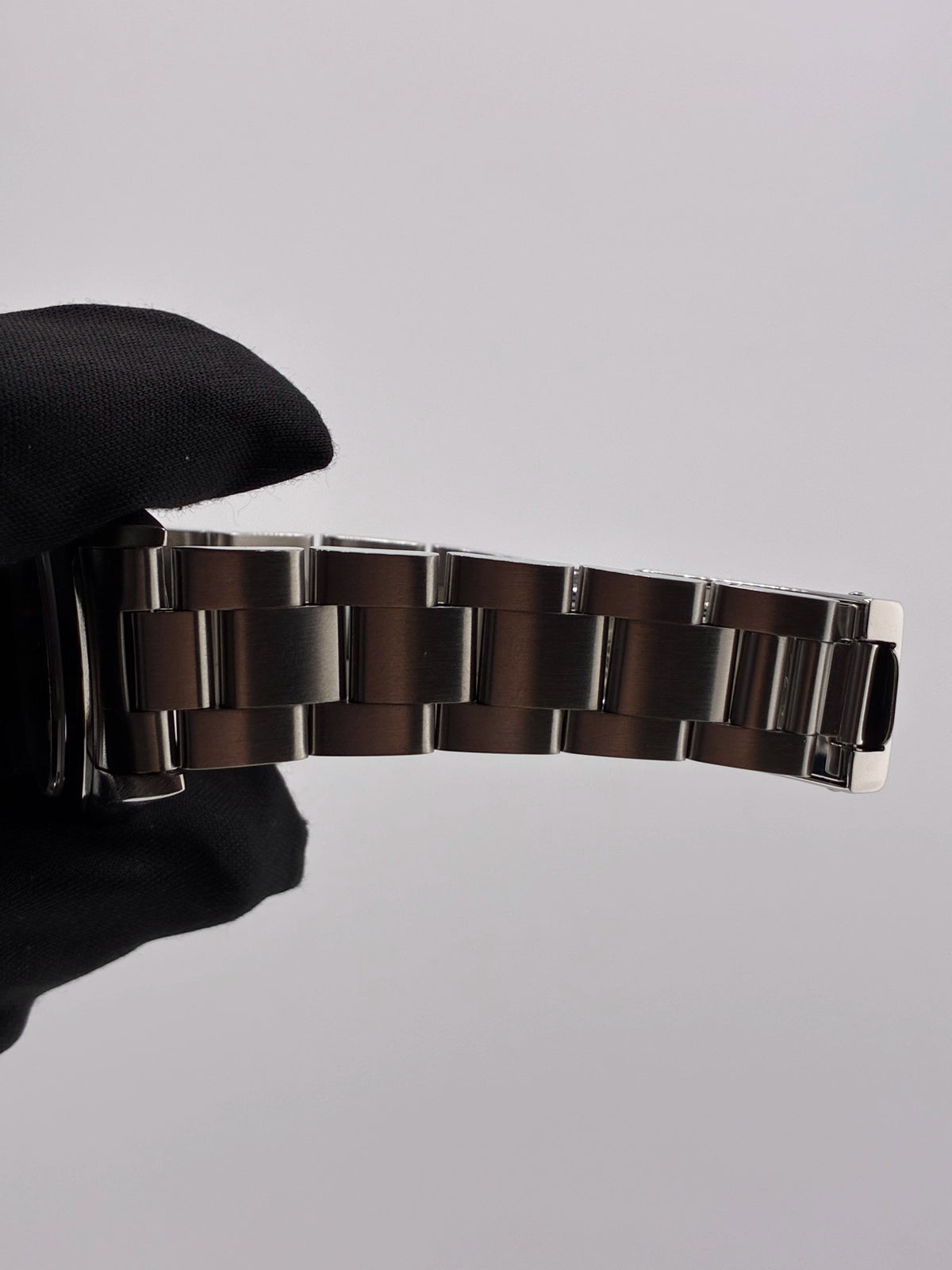 Rolex Oyster Perpetual 67480 — view 5