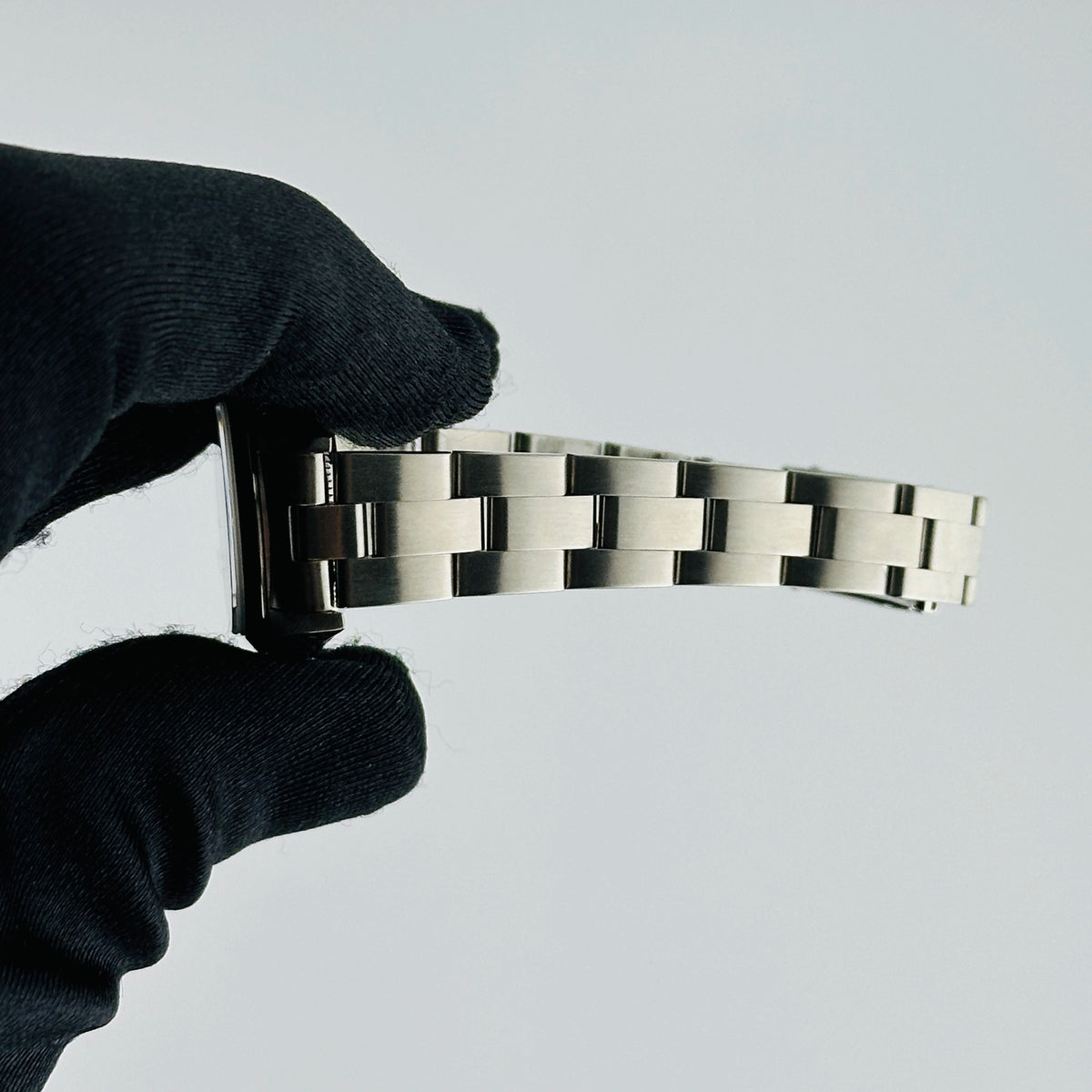 Rolex Oyster Perpetual 67180 — view 5