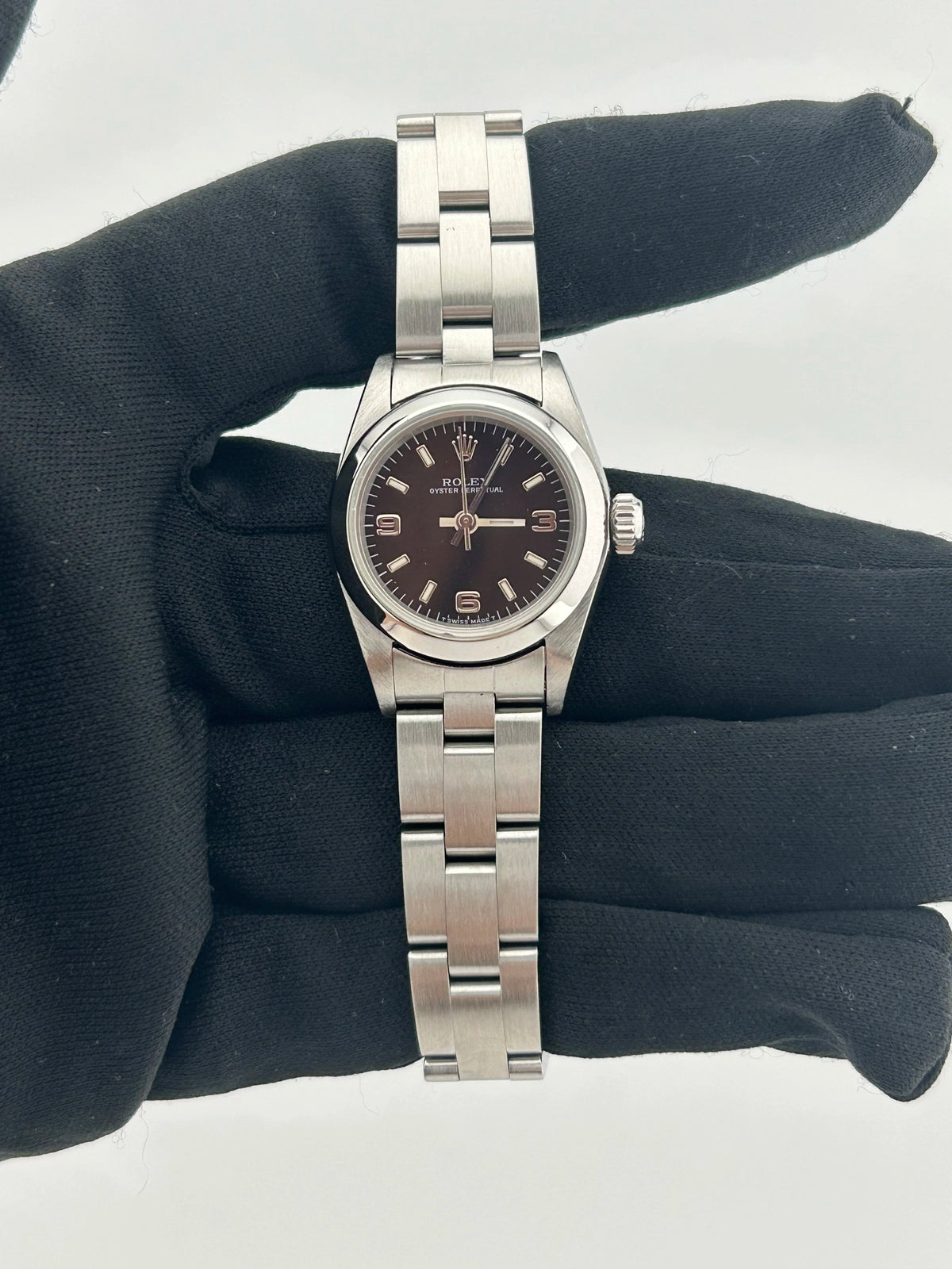 Rolex Oyster Perpetual 67180 — view 2