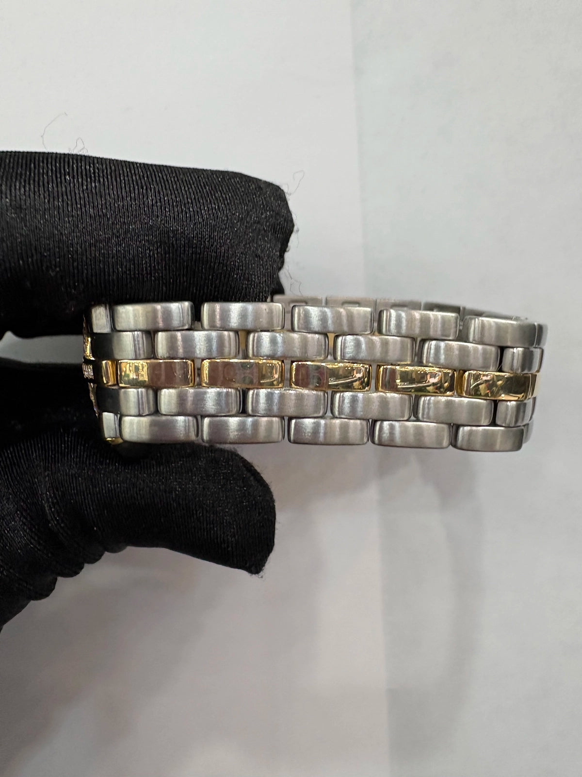 Cartier Panthere 183964 — view 3