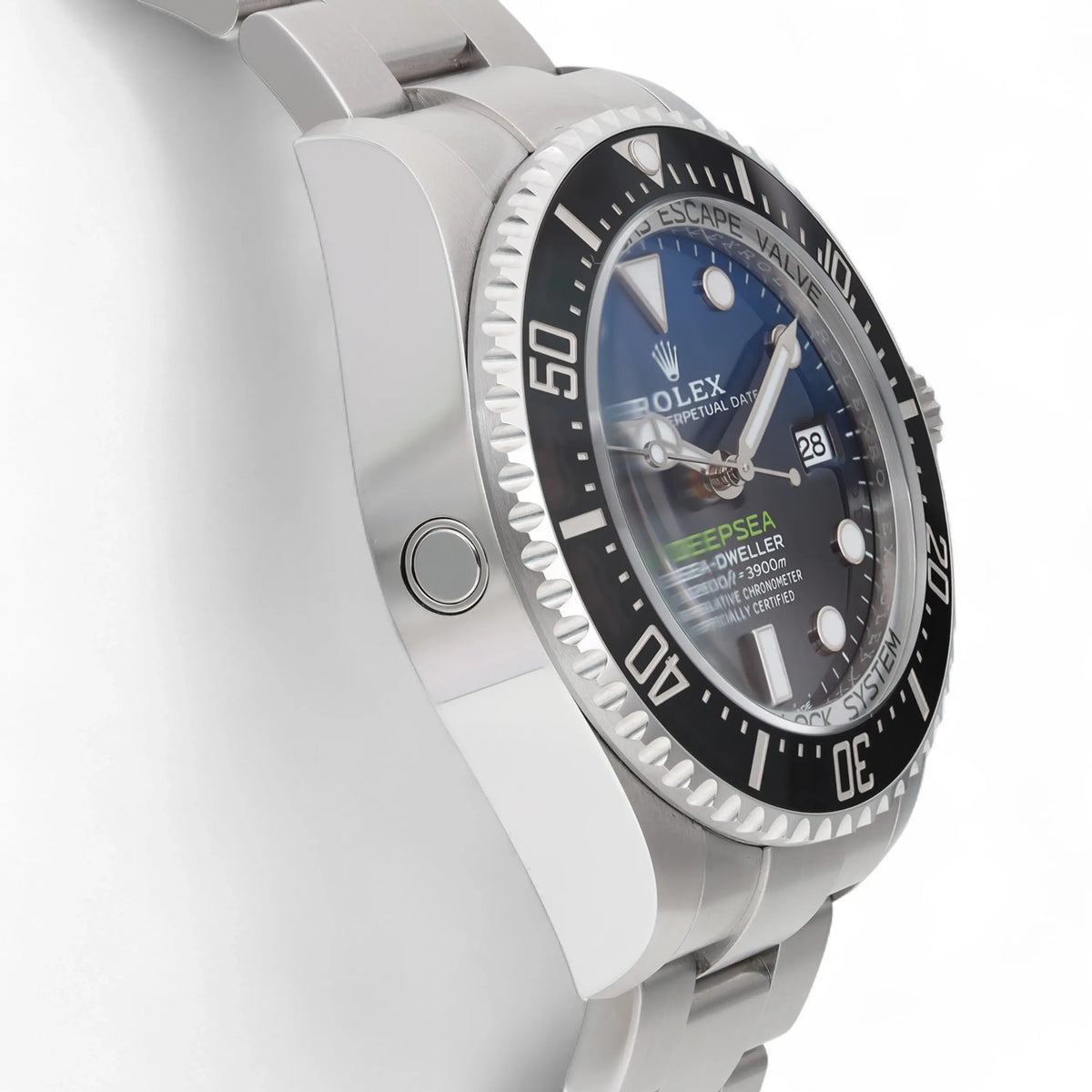 Rolex Sea-Dweller 126660 — view 3