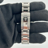 Rolex Oyster Perpetual Date 115234 — view 3