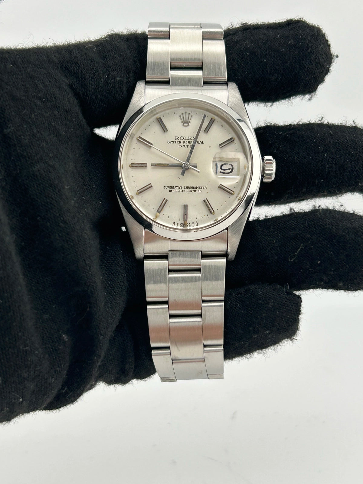 Rolex Oyster Perpetual Date 1500 — view 2