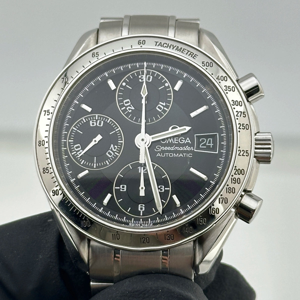 Omega Speedmaster Date 3513.52.00 — view 3