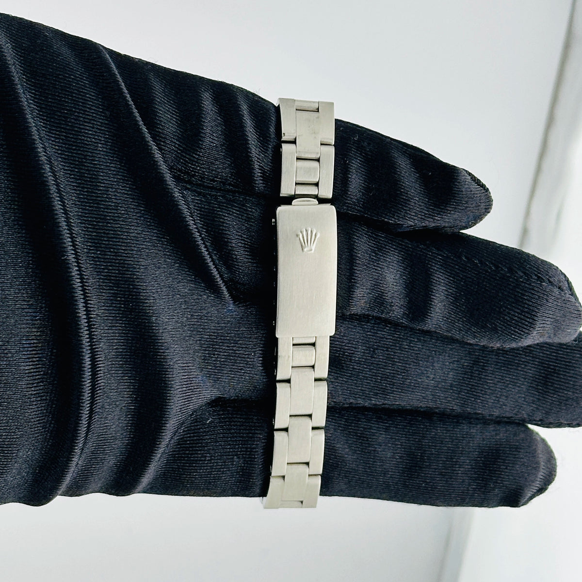 Rolex Oyster Perpetual 67180 — view 4