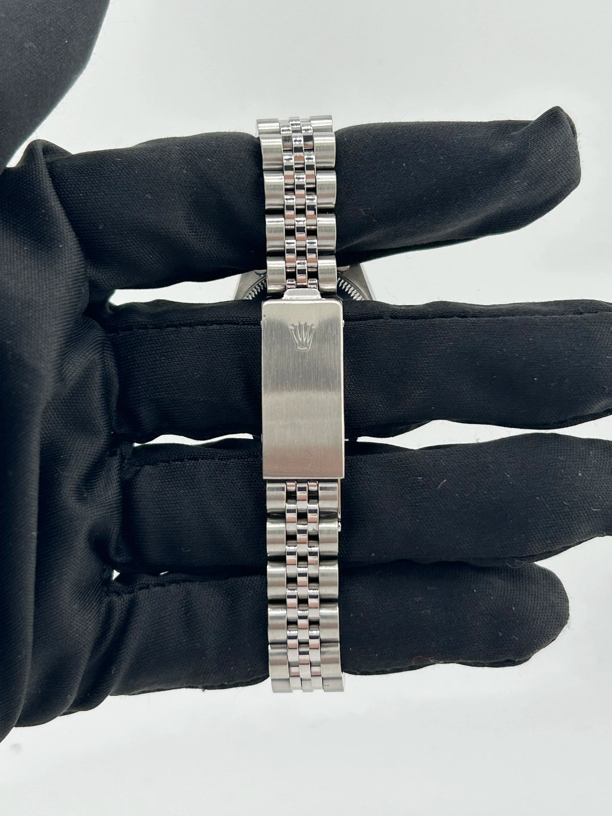 Rolex Oyster Perpetual Date 69240 — view 4
