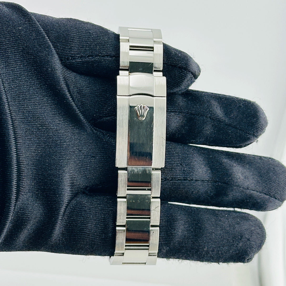 Rolex Datejust 126300 — view 4