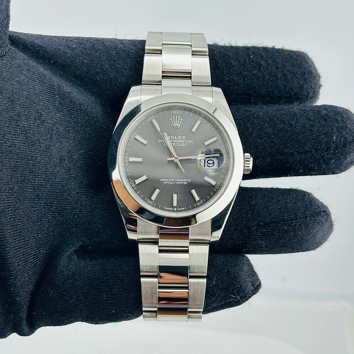 Rolex Datejust 126300 — view 2