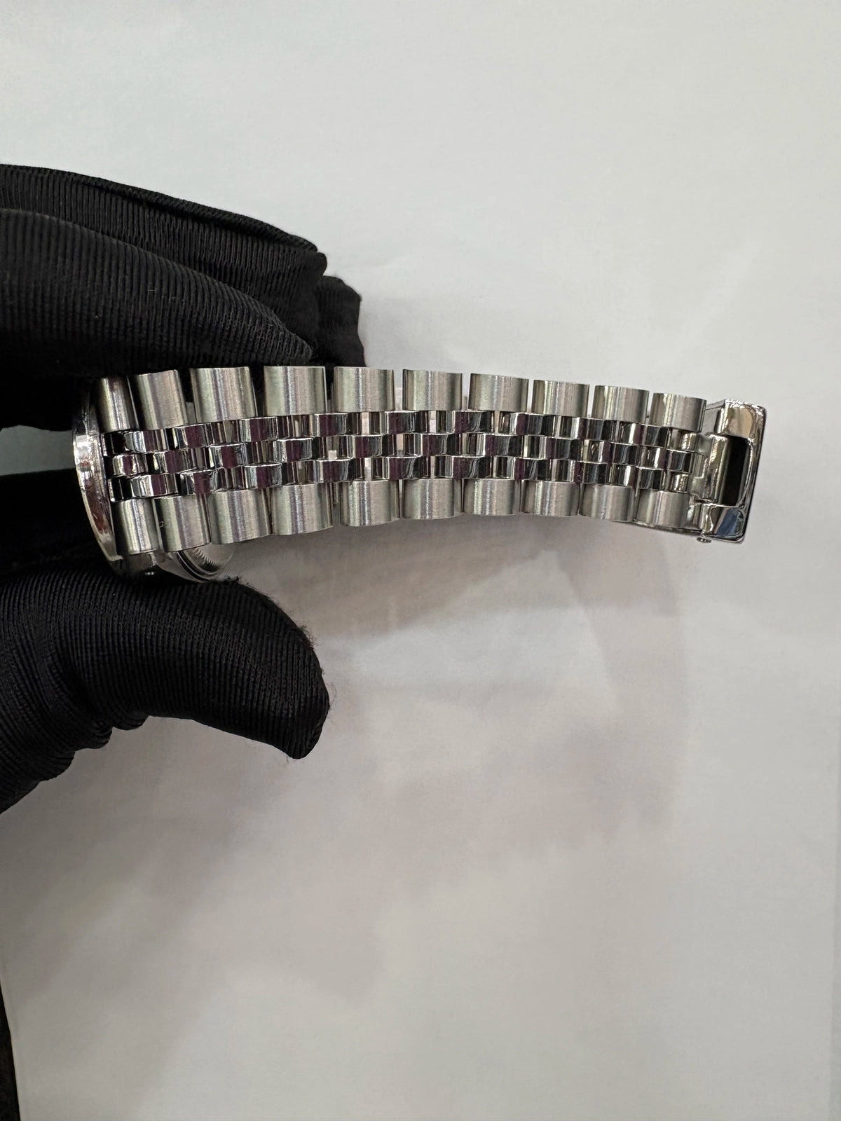Rolex 68240 — view 3