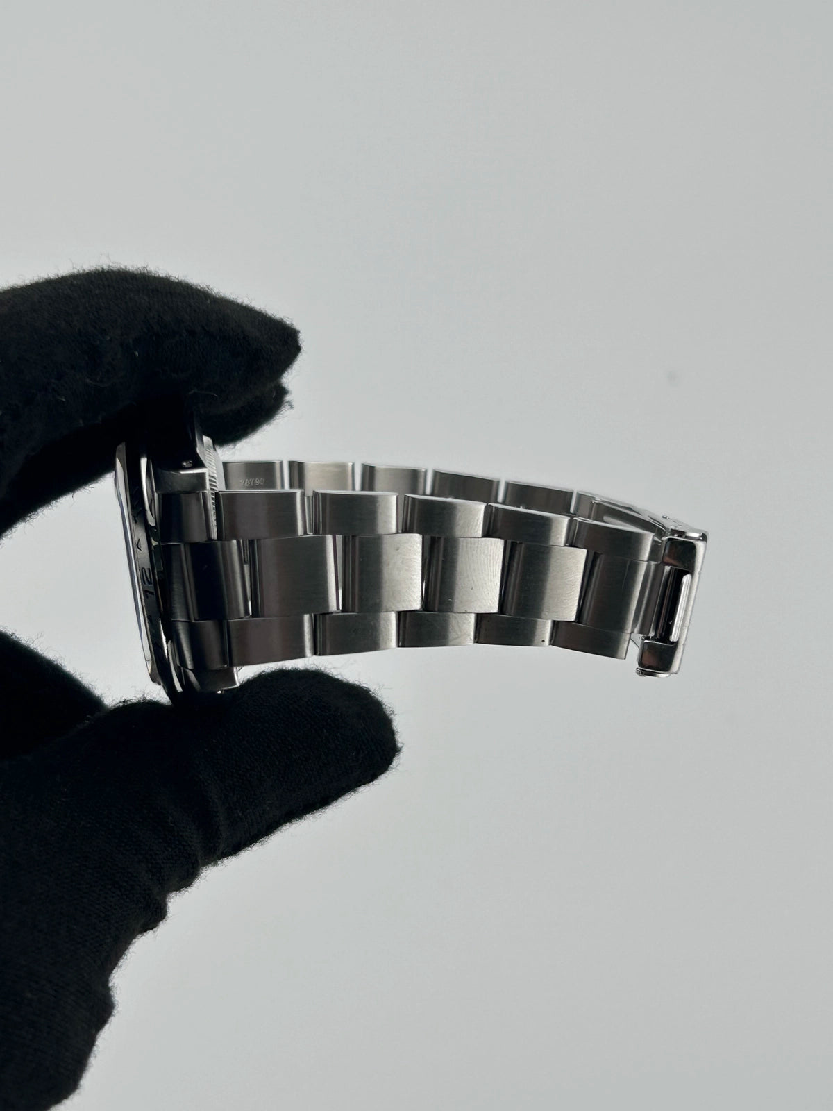 Rolex Explorer II 16570 — view 5