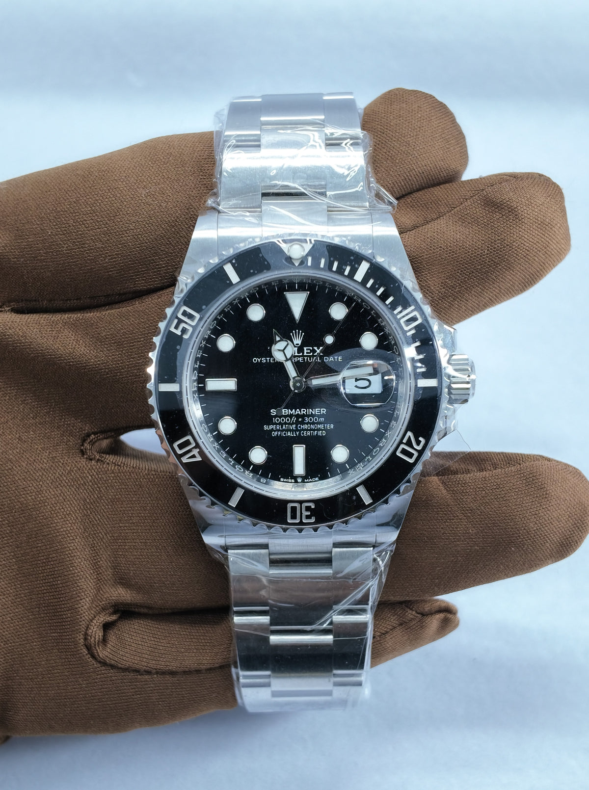 Rolex Submariner Date 126610LN — view 2
