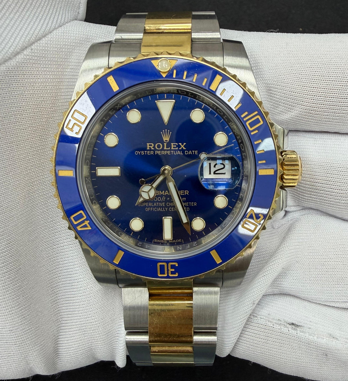 Rolex Submariner Date 116613LB — view 2