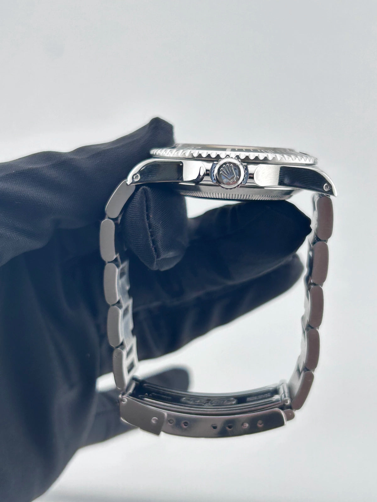 Rolex Submariner No Date 14060 — view 4
